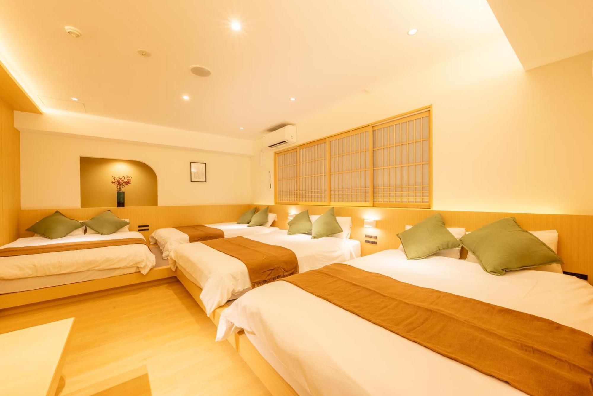 Comforts81 Shinsaibashi Osaka Room photo