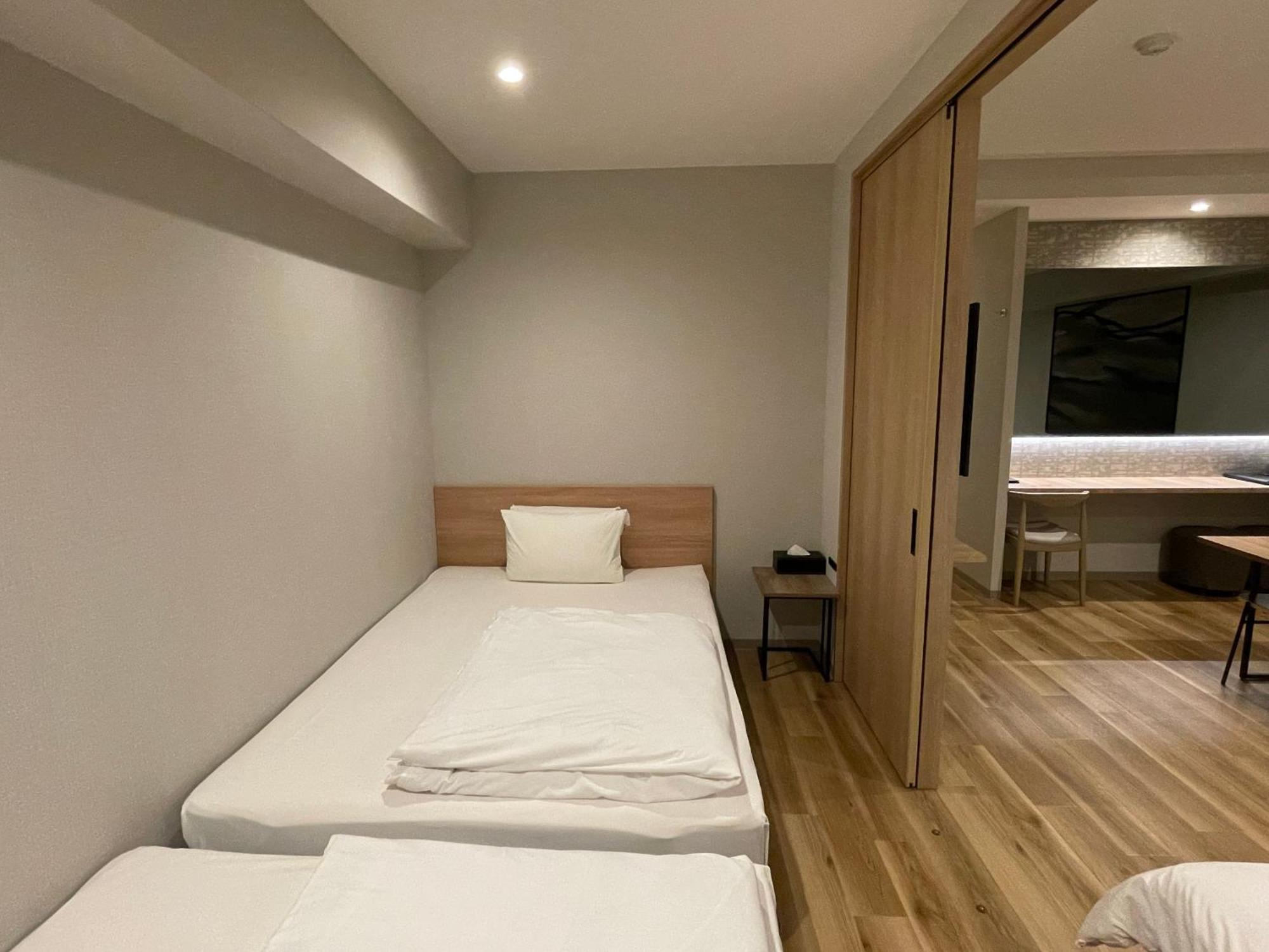 Comforts81 Shinsaibashi Osaka Room photo